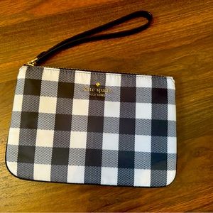 NWT Kate Spade Chelsea Medium Wristlet